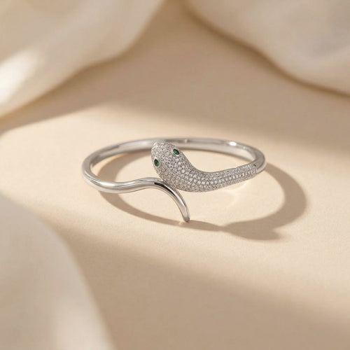 Serpenti Lume Pavé Cuff