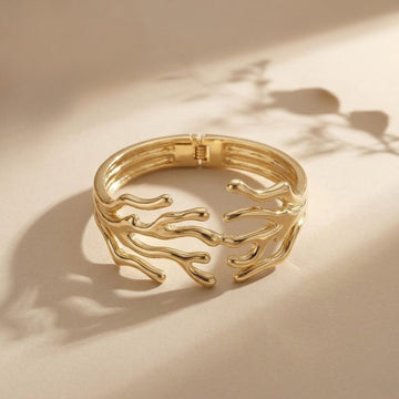 Aurelia Coraline Sculpt Cuff