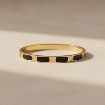 Noir Ligne Sculpt Bangle
