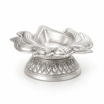 Lotus Flower Diya | 33 Grams 925 Silver