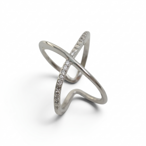 Étoile Crossing Pavé Ring