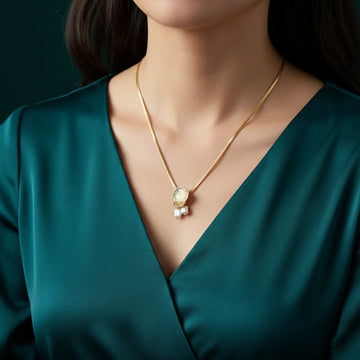 Snake Chain Necklace With Baroque Pearls