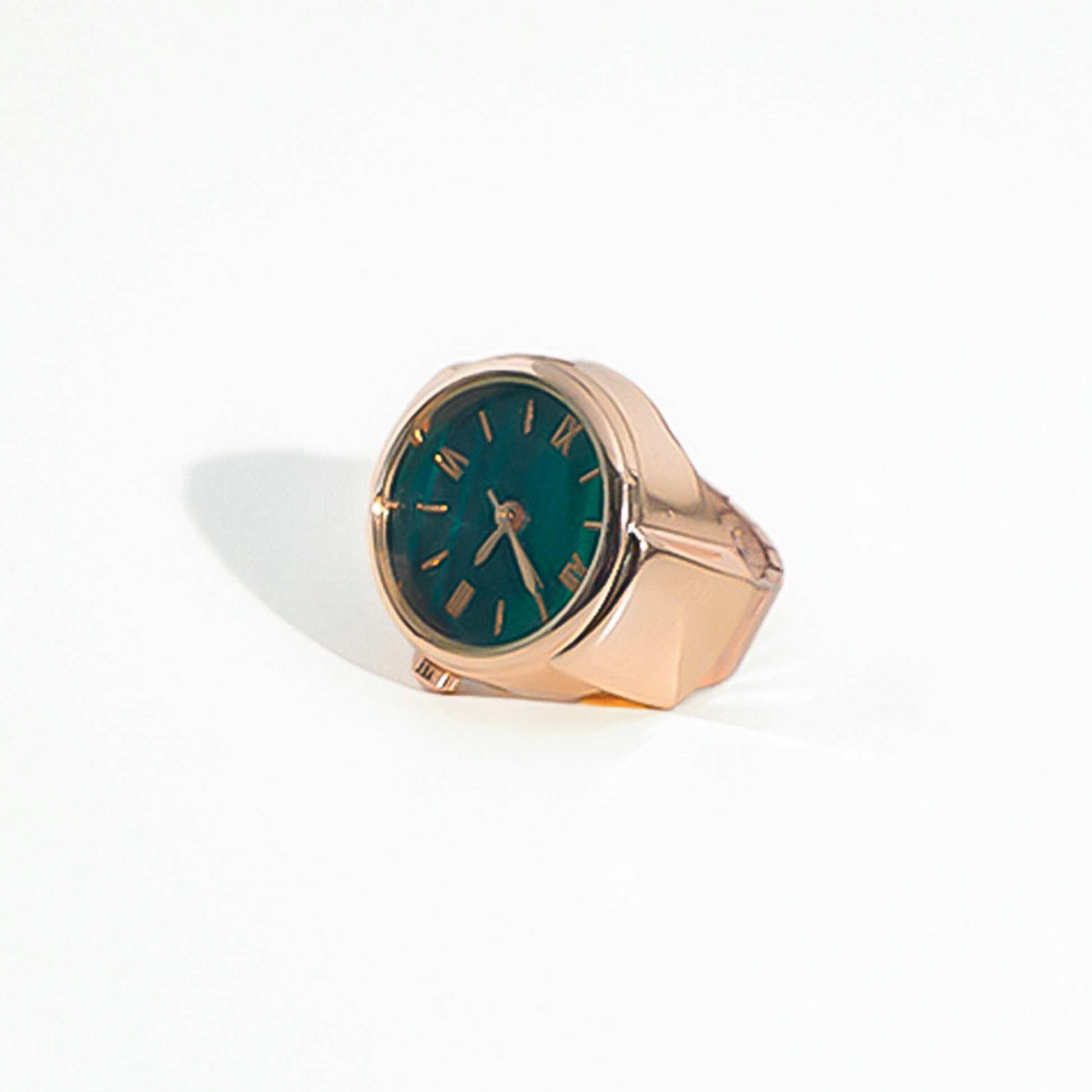 The Emerald Era Ring Watch (Rose gold) Adjustable